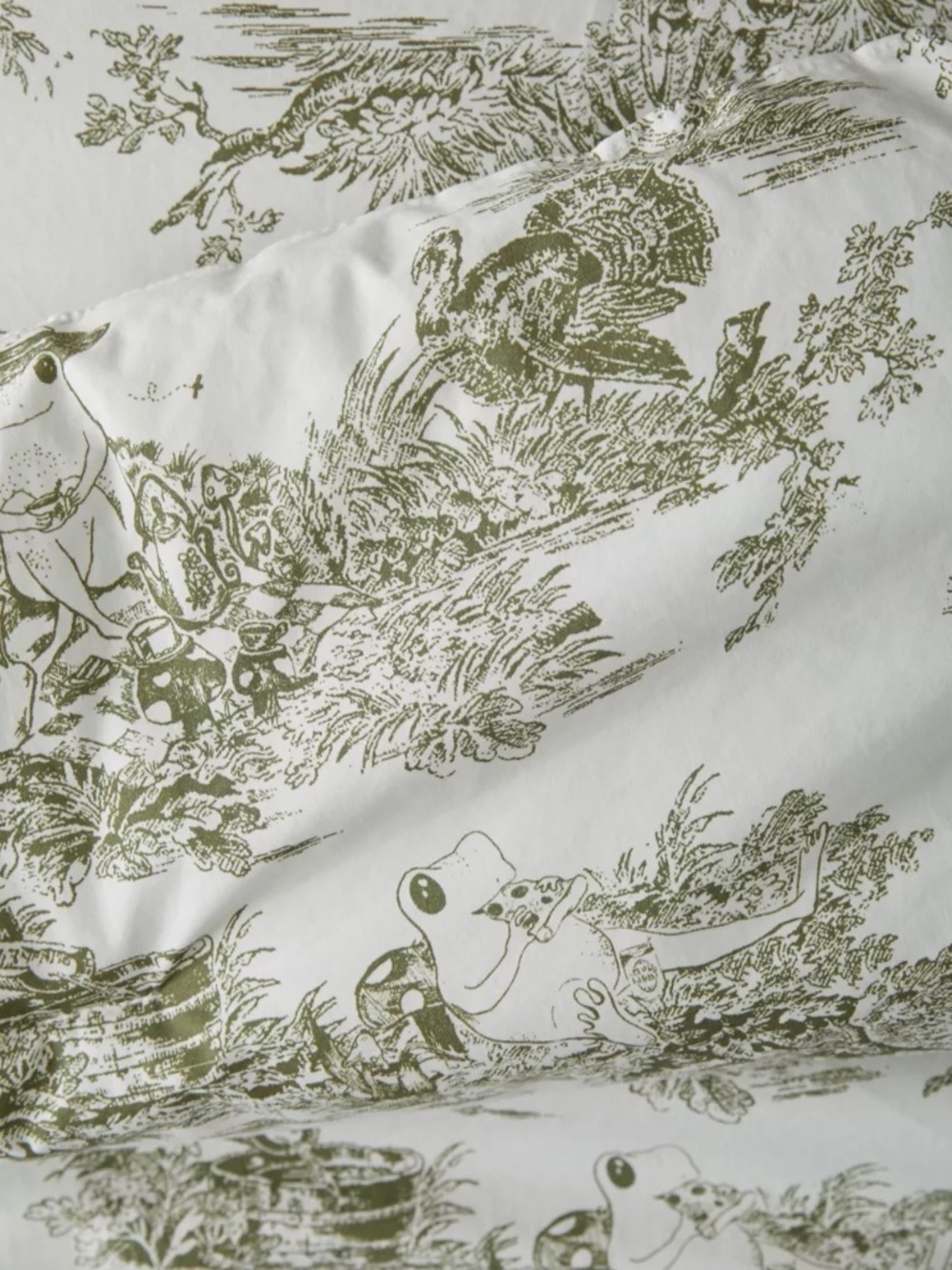 Urban Outfitters Frog Toile Breezy Cotton Percale Duvet cover ivory white green